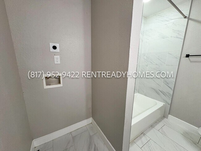 Building Photo - 3630 Agnes St