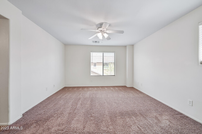 Building Photo - 3528 E Tulsa St