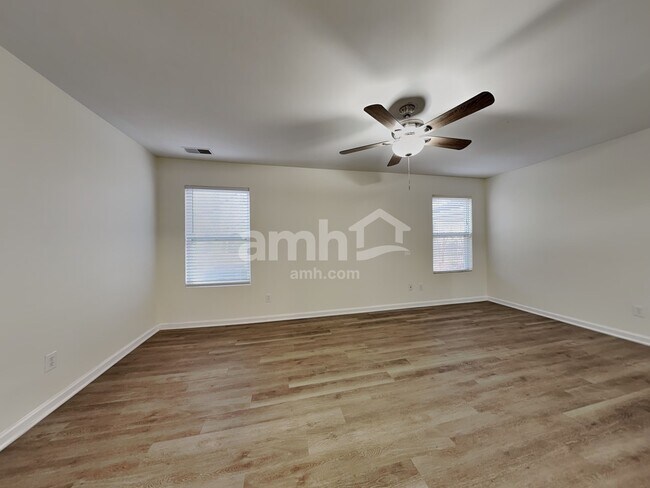 Building Photo - 4477 Westhill Pl