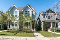 Building Photo - 1825 11th Ave N