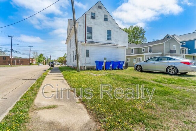 Building Photo - 133 North St
