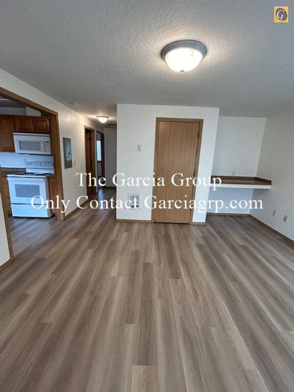 Building Photo - 92 E Burnside St