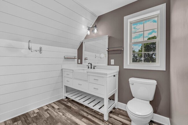 Building Photo - 1154 Buggy Cove