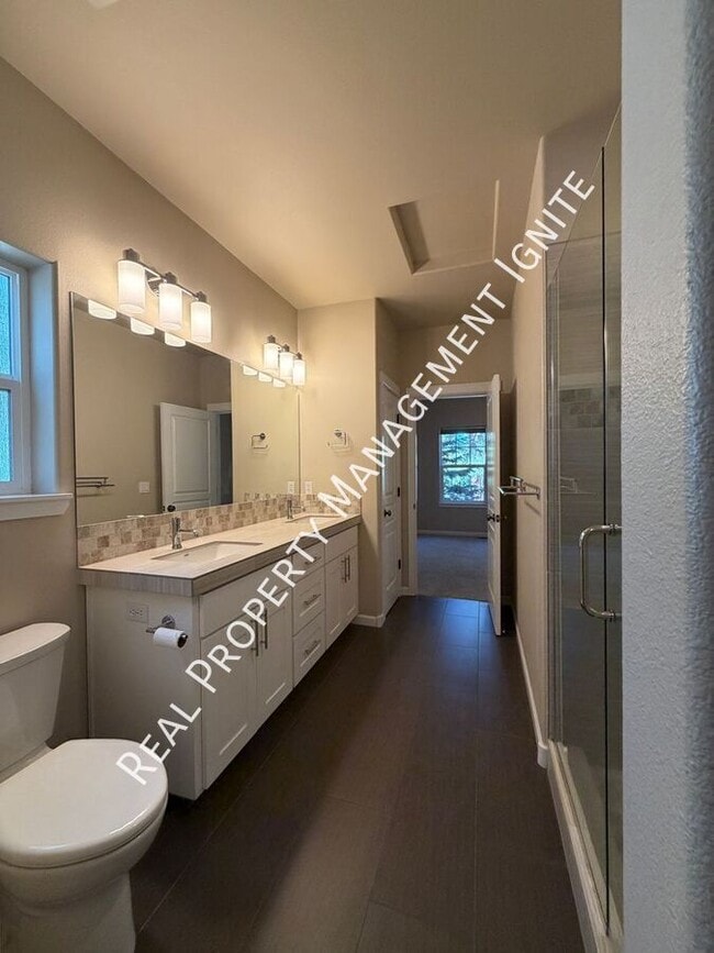 Building Photo - 2447 NW Shields Dr