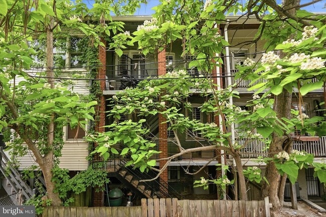 Building Photo - 2711 11th St NW