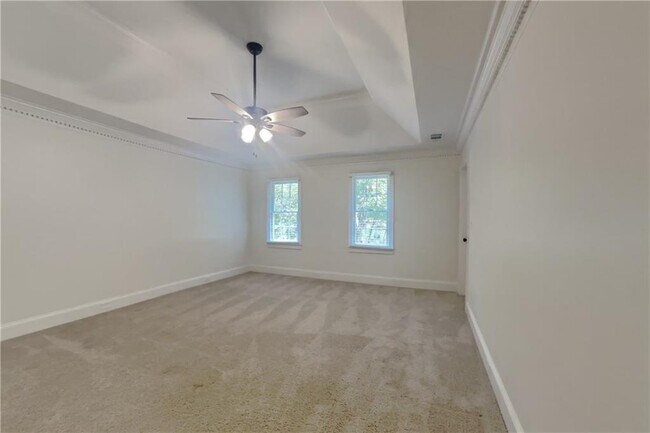 Building Photo - 5340 Bannergate Dr