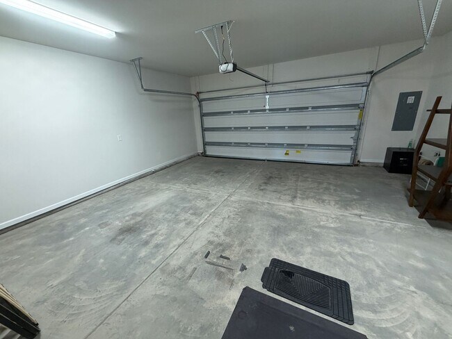 Building Photo - 1 Block from Downtown Kannapolis