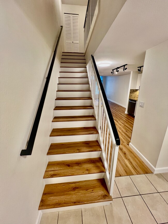 Building Photo - 1240 India St