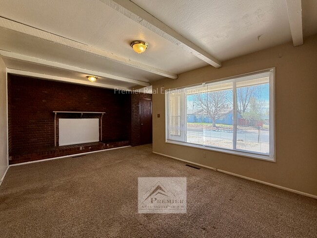 Building Photo - 1205 Hallam Ave