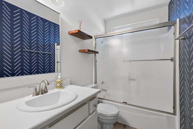 Building Photo - 263 Greenbriar Ct