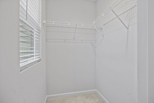 Building Photo - Raleigh Living Made Easy – 3BR Townhome w/ Amenities & Prime Location