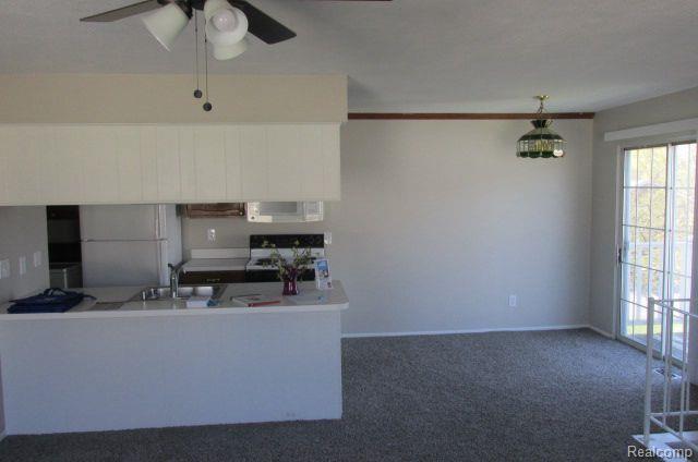 Building Photo - 207 Aqueduct Dr
