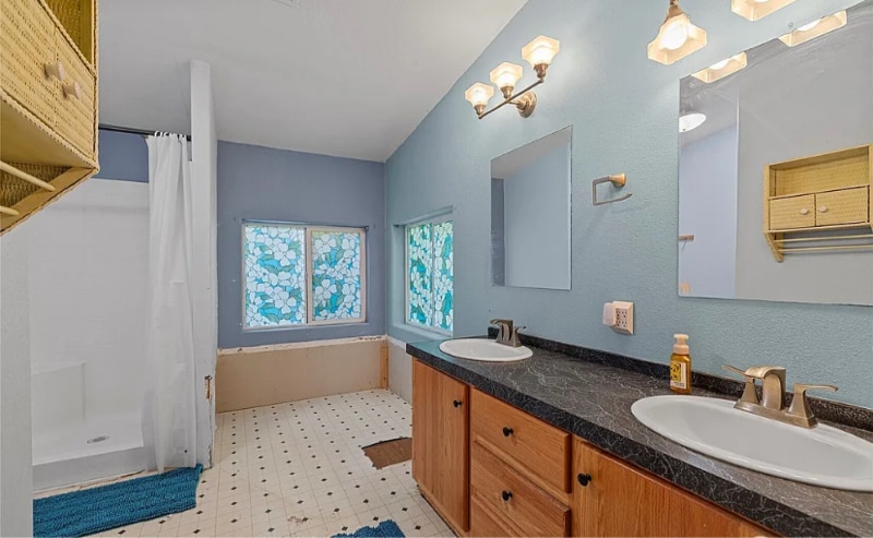 Building Photo - 159 E Crescent Harbor Rd