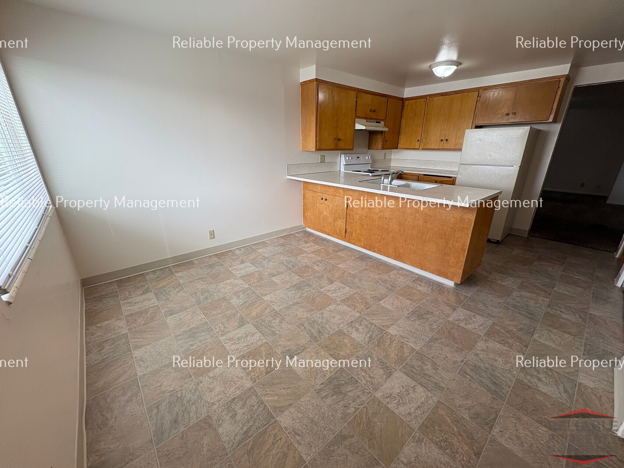 Building Photo - 1420 Benton St