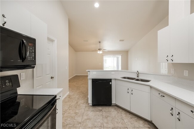 Building Photo - 4683 Oakley Rd