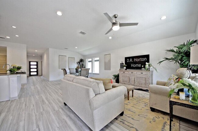 Building Photo - 6902 Telford Holw Trl