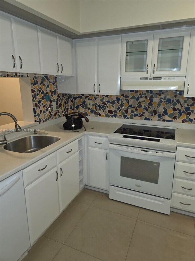 Building Photo - 12932 SW 88th Ln