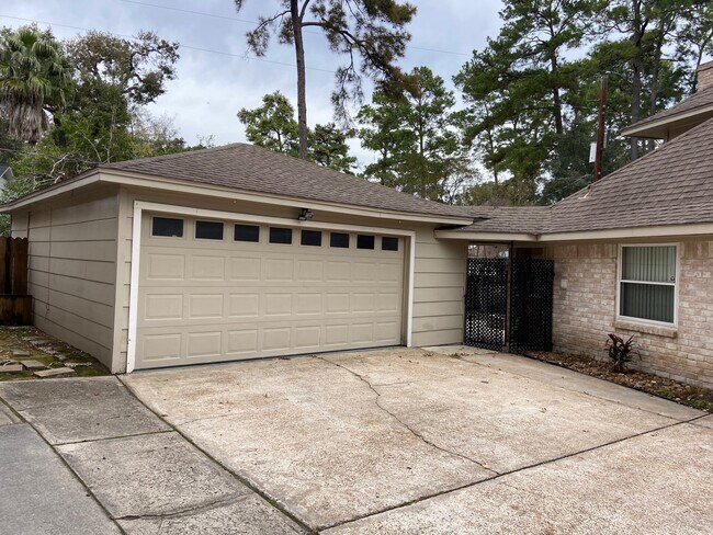 Building Photo - 3418 Candlewisp Dr