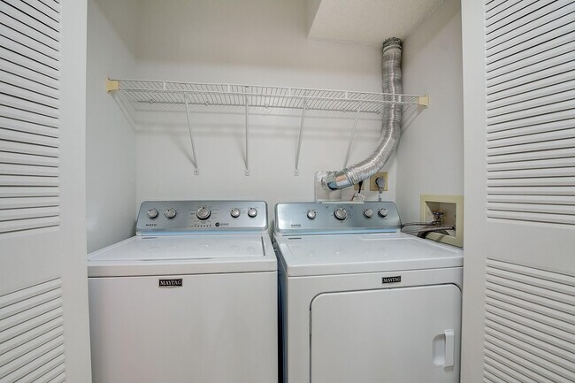 Building Photo - 7940 NW 50th St