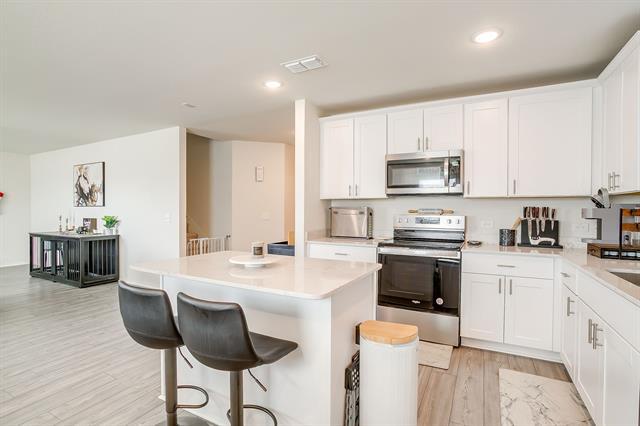 Building Photo - 4553 Greyberry Dr