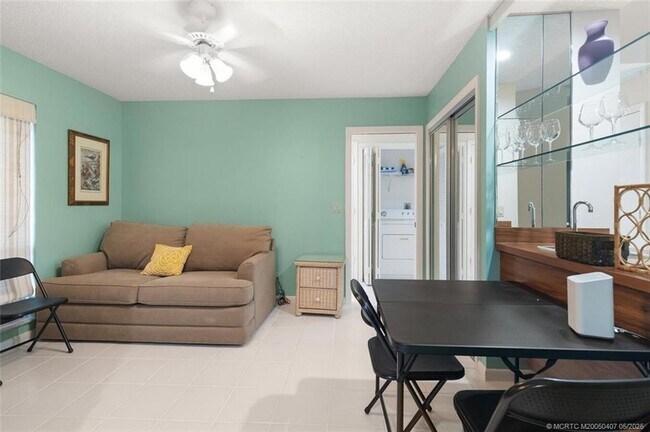 Building Photo - 4004 SW Osprey Creek Way