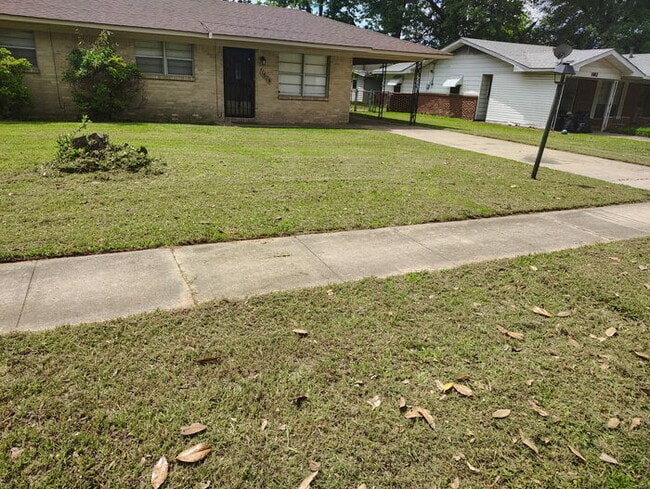 Primary Photo - 1604 Belmoor Ave