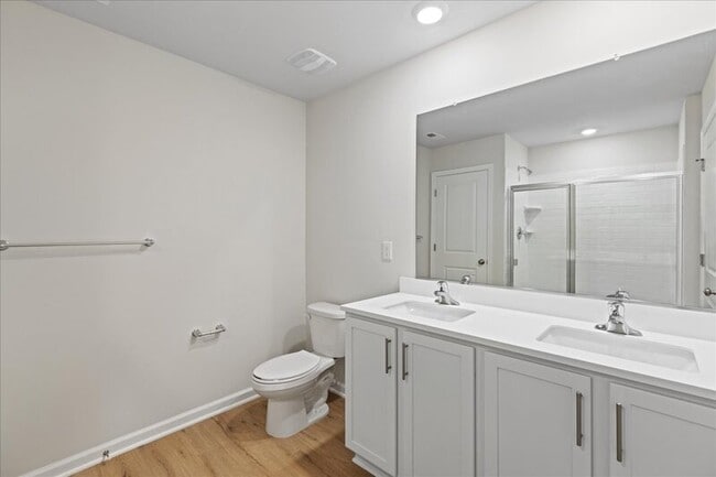 Building Photo - 113 Malibu Dr