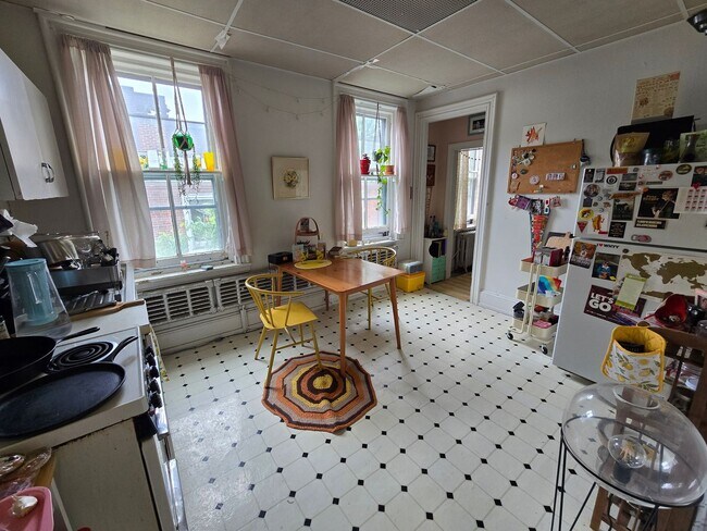 Primary Photo - 2032 Spring Garden St