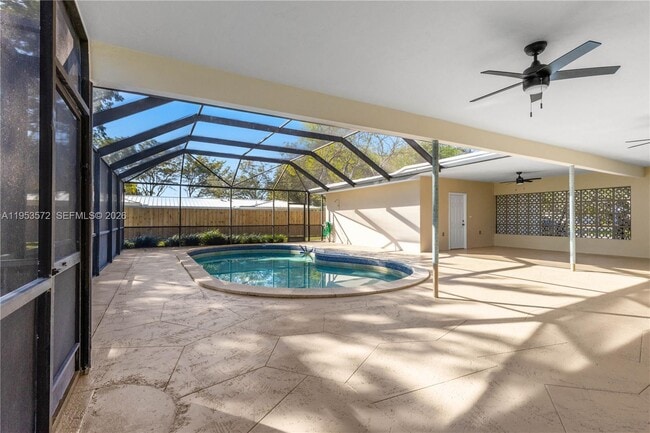 Building Photo - 13905 SW 78th Ct