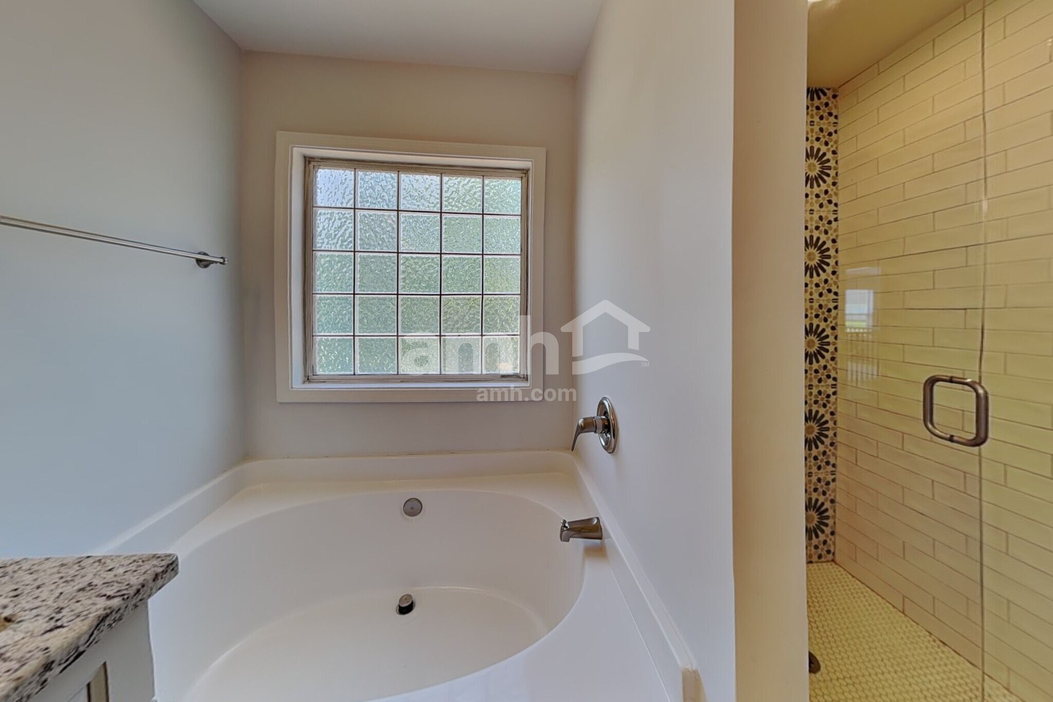 Building Photo - 5075 Roxton Ln