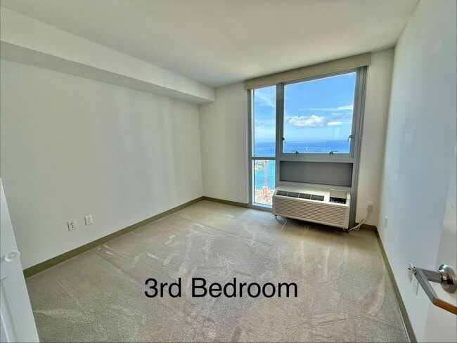 Building Photo - 988 Halekauwila St