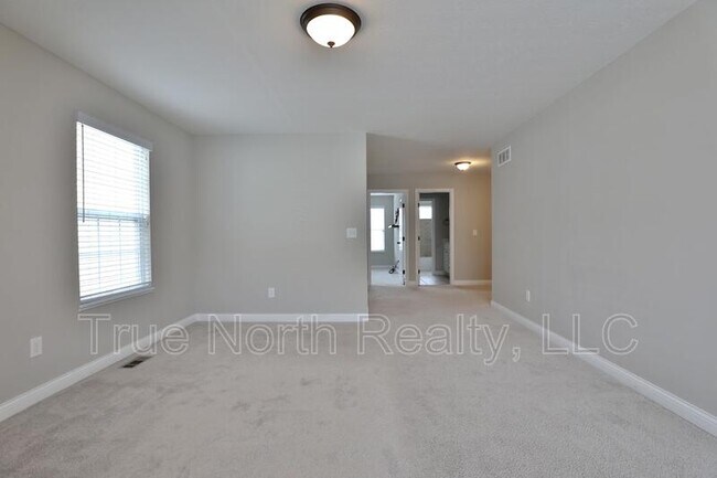 Building Photo - 1412 Leesland Dr