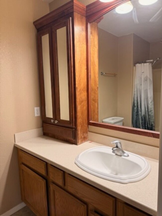 Building Photo - Home in Hayden