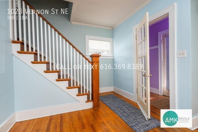 Building Photo - 1023 Vernon St NE