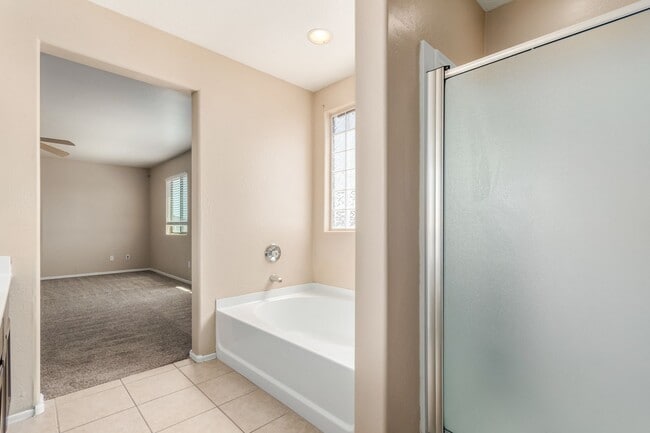 Building Photo - Welcome to Your Dream Home in Laveen Farms!