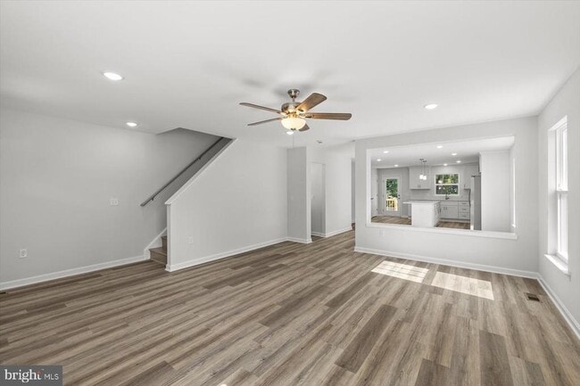 Building Photo - 703 Mattox Ave