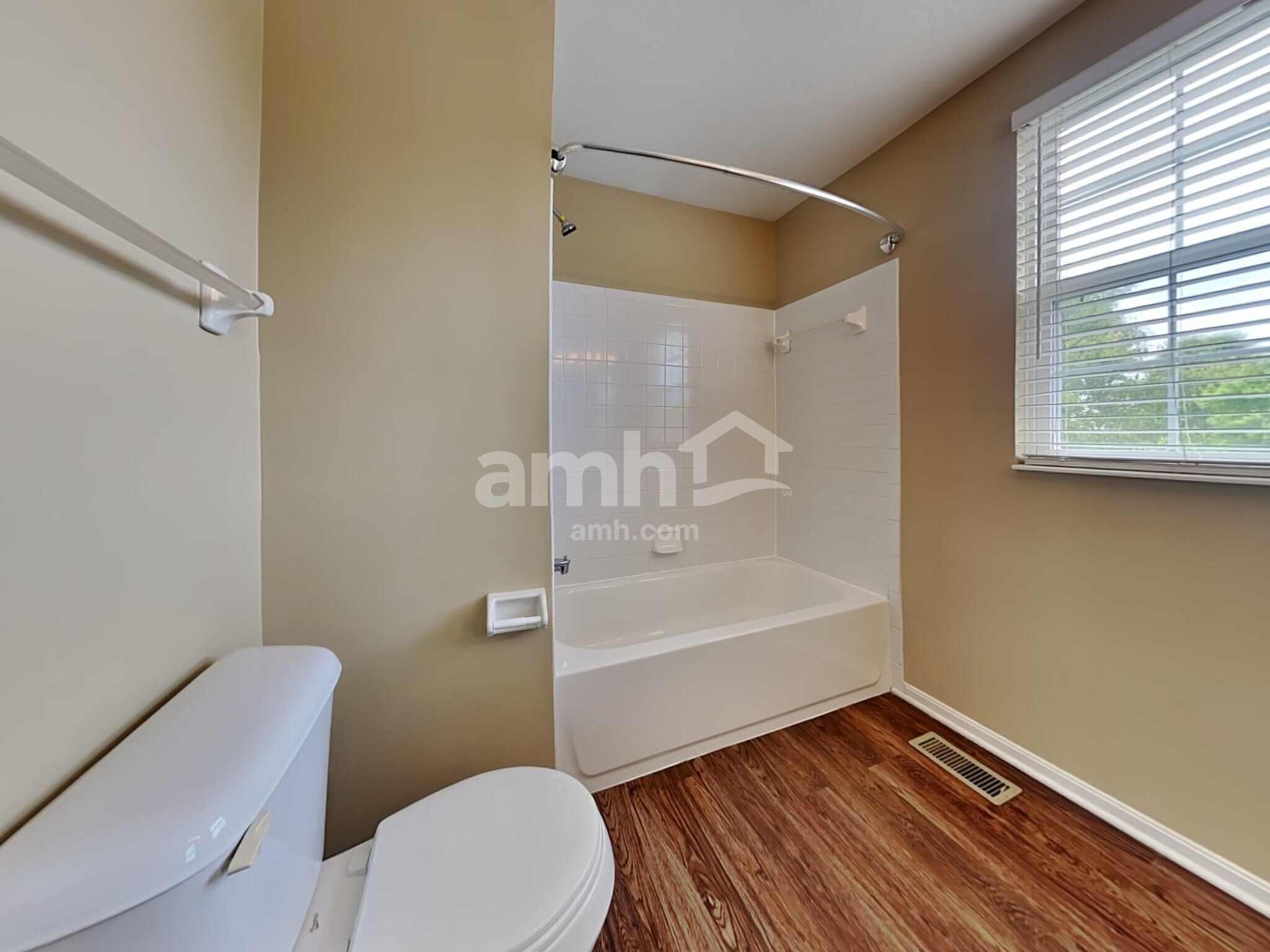 Building Photo - 1810 Wheatfield Way