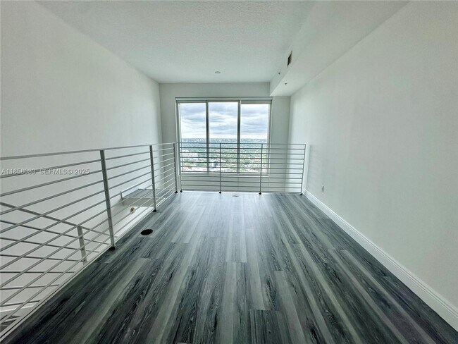 Building Photo - 60 SW 13th St