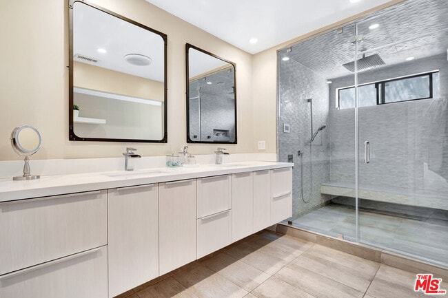 Building Photo - 6324 Geyser Ave