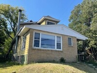 Building Photo - 1231 Raymond Ave