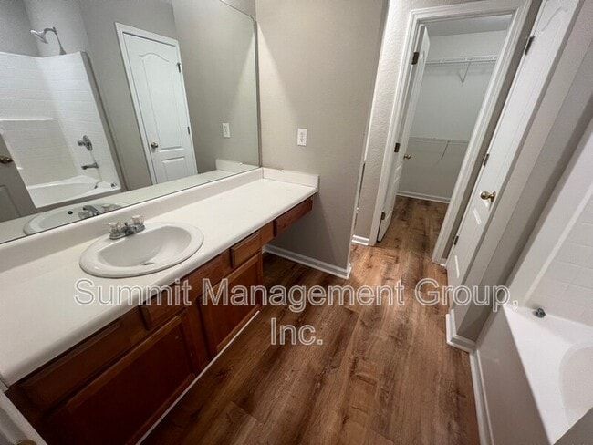 Building Photo - 95 Creek Way