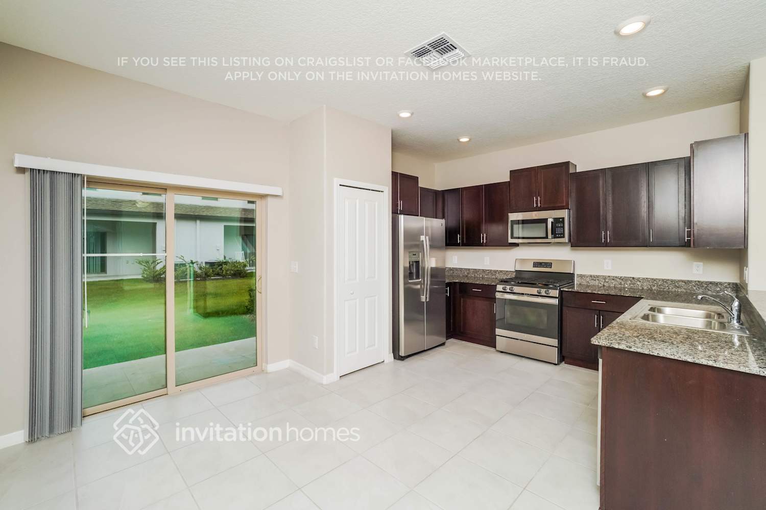 Building Photo - 8464 Druid Oaks Ln