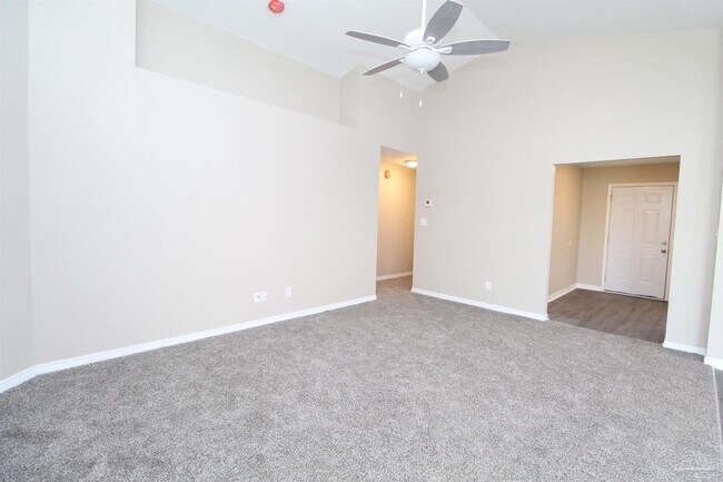 Building Photo - 608 Reservation Ave