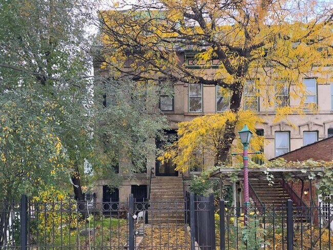 Building Photo - 238 S Ashland Ave