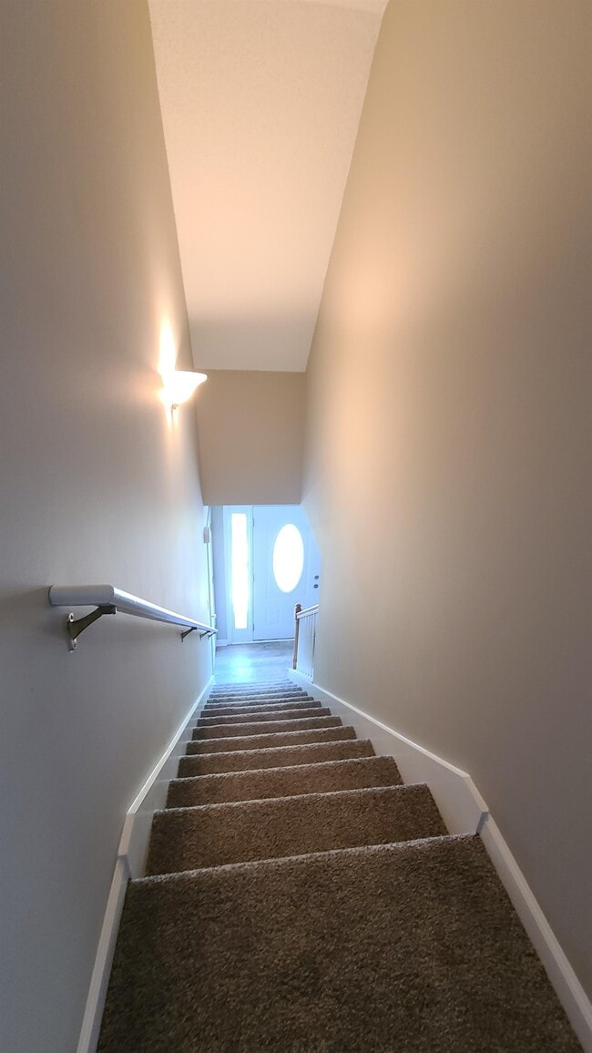 Building Photo - 70 Vinny's Terrace