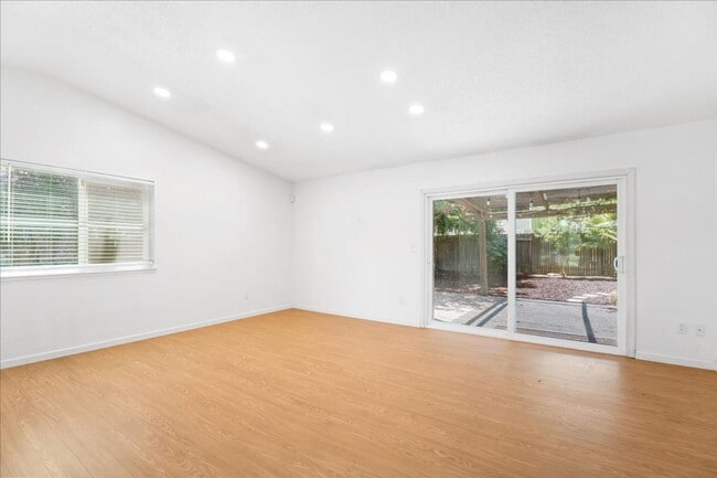 Building Photo - 7406 Rush River Dr