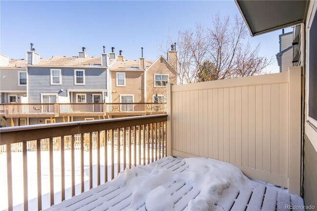 Building Photo - Beautiful Two Bedroom Two Bath Townhome in Indian Creek