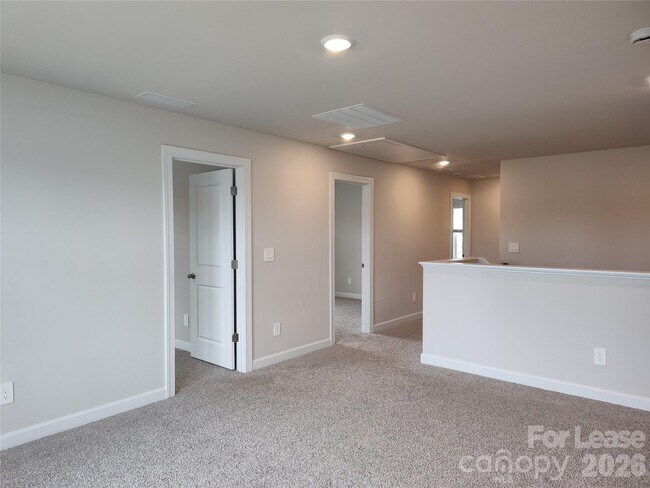 Building Photo - 115 Sentinel Ct