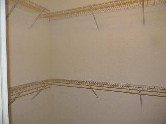 Building Photo - 1330 Old Spanish Trl
