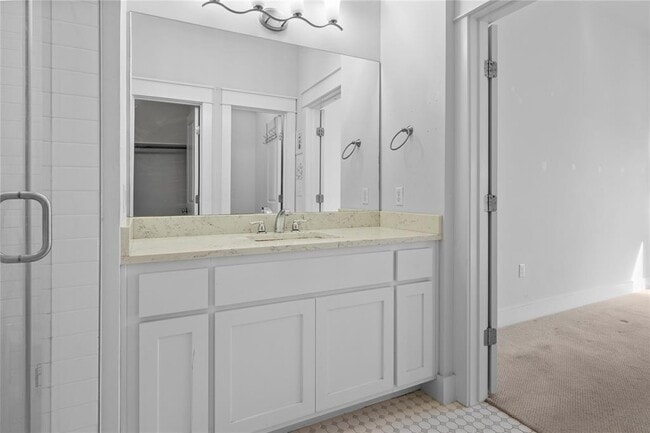 Building Photo - 13001 Hymeadow Dr